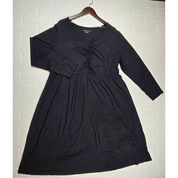 Ava & Viv Black V-Neck Dress 1X - Picture 3 of 5